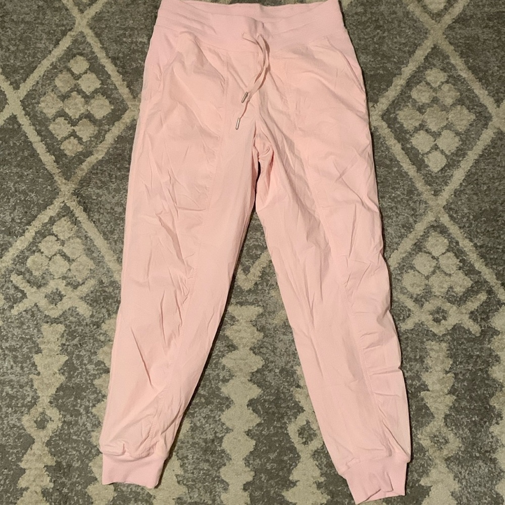 Lulu Lemon dance studio jogger